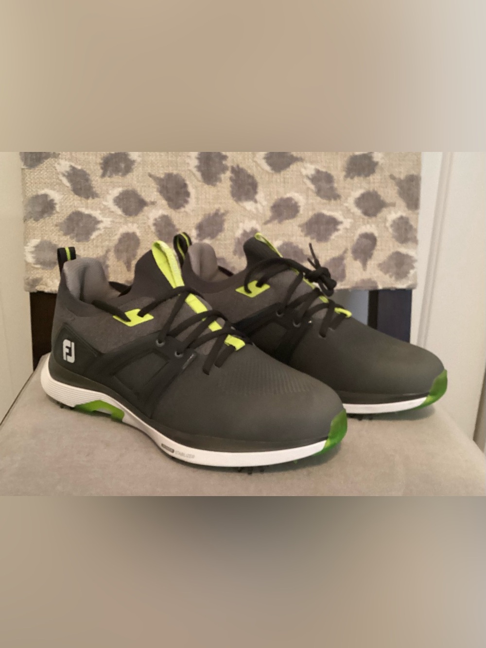 FootJoy Men’s Gray Athletic Golf Shoes with Lime Accents